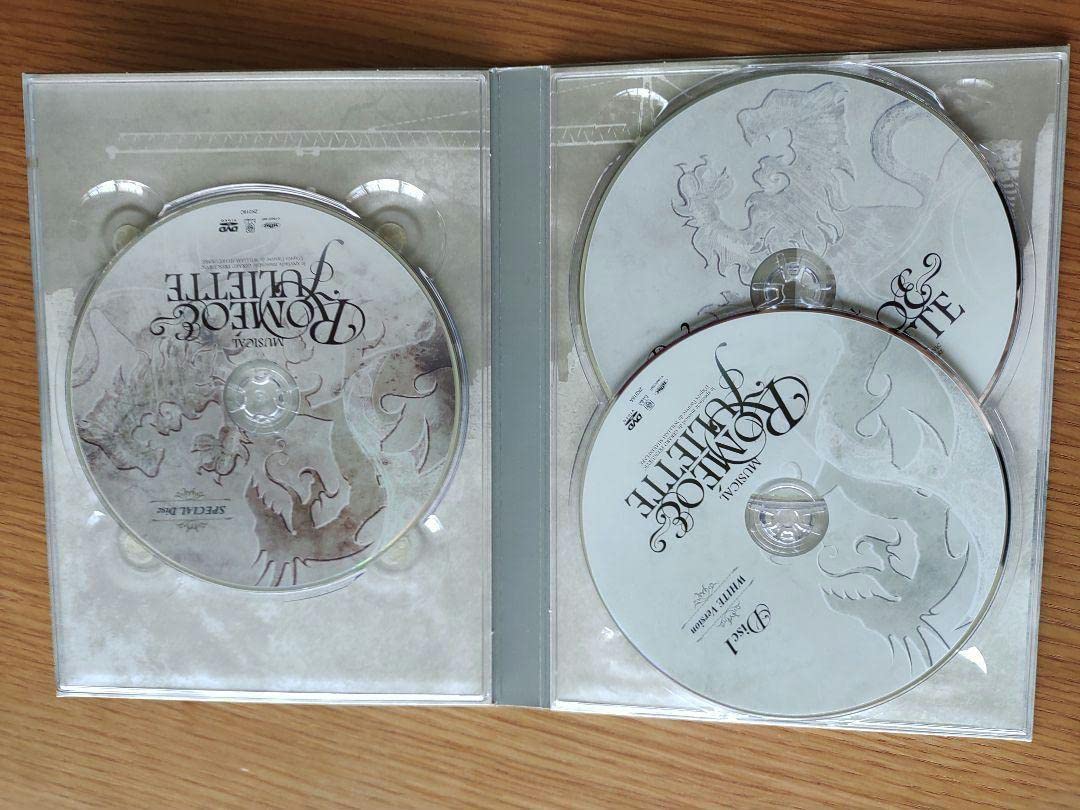 ミュージカル ロミオ&amp;ジュリエット WHITE Version. DVD ミュージカル『ロミオ&ジュリエット』WHITE 2021 Version | 東宝